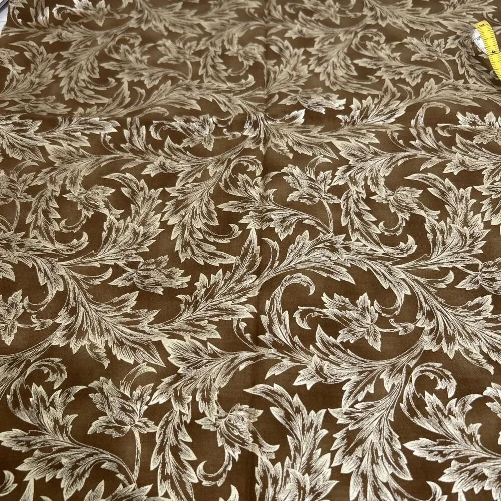 Cotton Quilting Fabric 1 Yd Hoffman California Silver Leaves On Brown